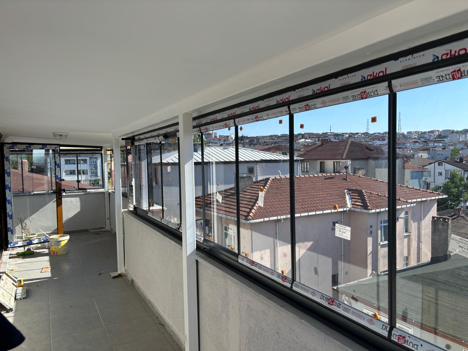 Katlanır cam balkon sistemi montajı Darıca Erva Yapı